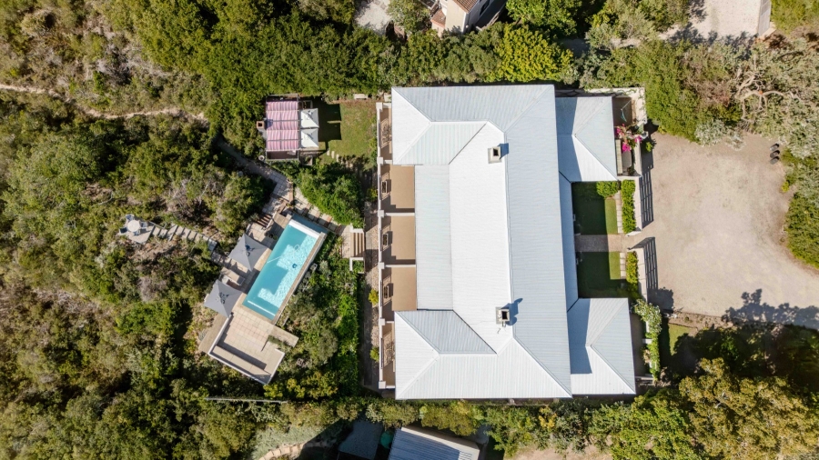 7 Bedroom Property for Sale in Goose Valley Western Cape